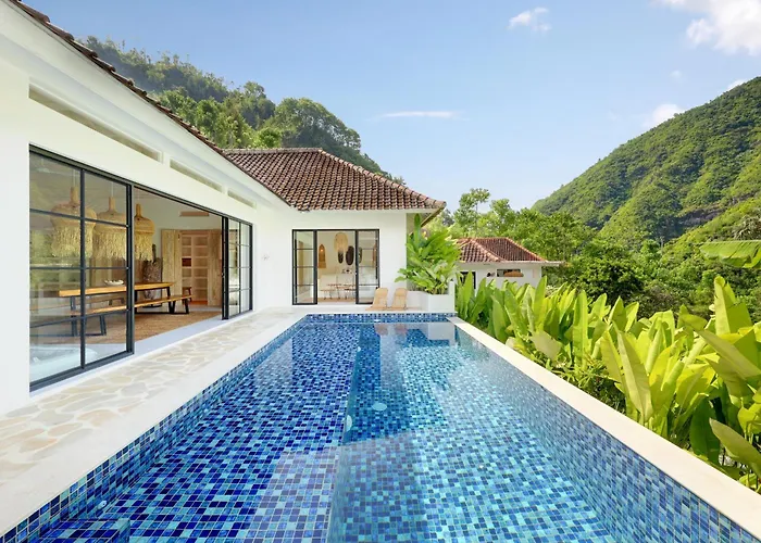 Tropical Habitat Bali Villa *