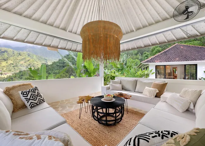 Tropical Habitat Bali Villa